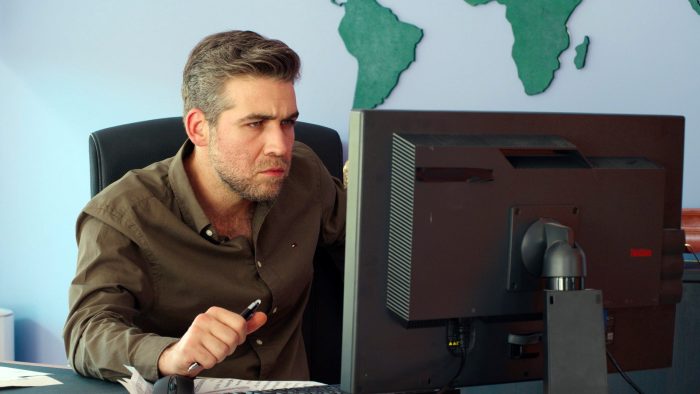 Καλά θα πάει κι αυτό: Ο Πάρις παίρνει την απόφαση να φύγει για τη Νέα Υόρκη