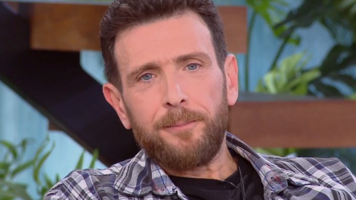 Θανάσης Πάτρας για Weekenders: «Έγιναν πολλά, τα οποία έπρεπε να τα διαχειριστώ, κρατούσα την αναπνοή μου για να μη σκάσω»