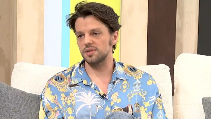 Αλέξανδρος Πιεχόβιακ: «Στην ερωτική μας σκηνή με τον Γιώργο υπήρχαν συγκεκριμένα άτομα μπροστά, το κάναμε αρκετές φορές»