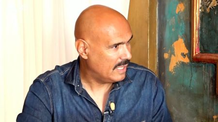 Δημήτρης Σκουλός: «Η Ιωάννα Μπέλλα έγινε μοντέλο; Δεν μου αρέσει να γλείφω εκεί που φτύνω»