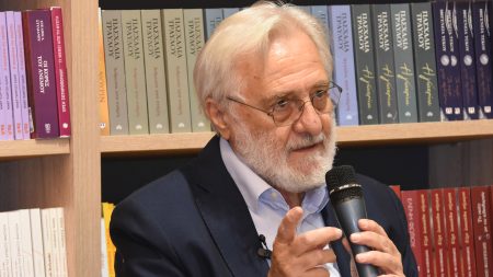 Γιάννης Σμαραγδής