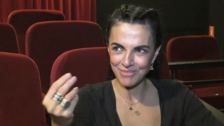 Μαρία Σολωμού: «Δεν έχω απωθημένα, ούτε κάνω σχέδια για το μέλλον, έχω εμπιστοσύνη στο σύμπαν»