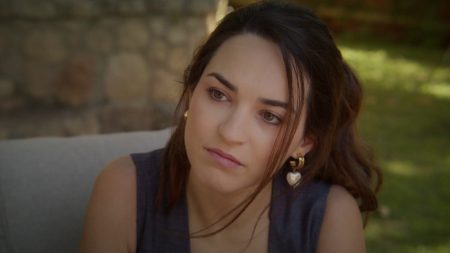 Να μ' αγαπάς