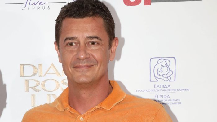 Αντώνης Σρόιτερ: «Η μητέρα μου είναι η μεγάλη μου αδυναμία, τρώω μπούλινγκ άμα δεν της σηκώσω το τηλέφωνο»