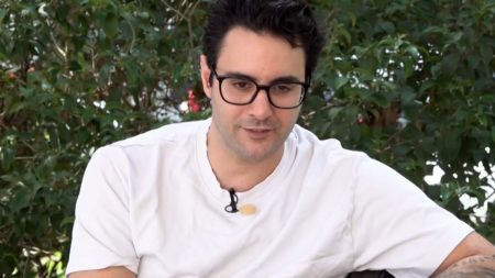 Ίαν Στρατής