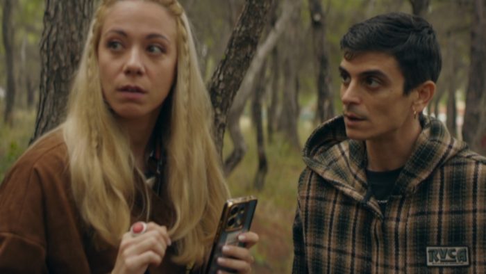 Το παιδί: Tο χωριό συσπειρώνεται για να αντιμετωπίσει την απειλή του Πάκη