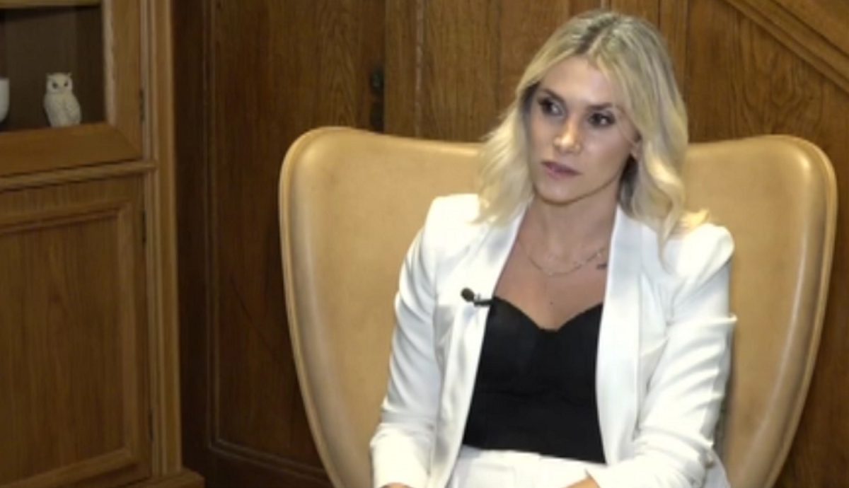 Δώρα Τσαμπάζη