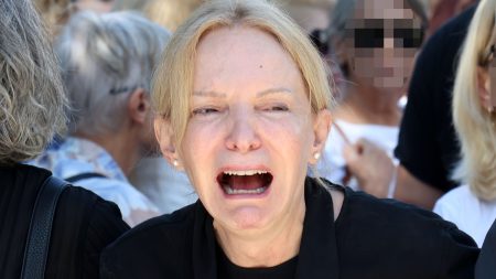 Γιούλη Ζήκου