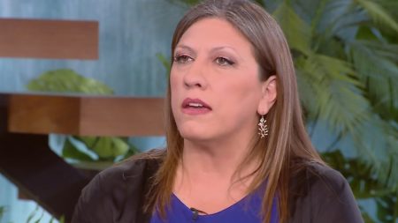 Ζωή Κωνσταντοπούλου