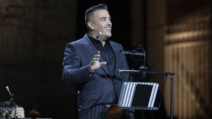 Γιάννης Αϊβάζης: «Οι ζωές μας είναι πια χωριστές με τη Μαρία Κορινθίου, ο καθένας κάνει το δικό του ρεβεγιόν»