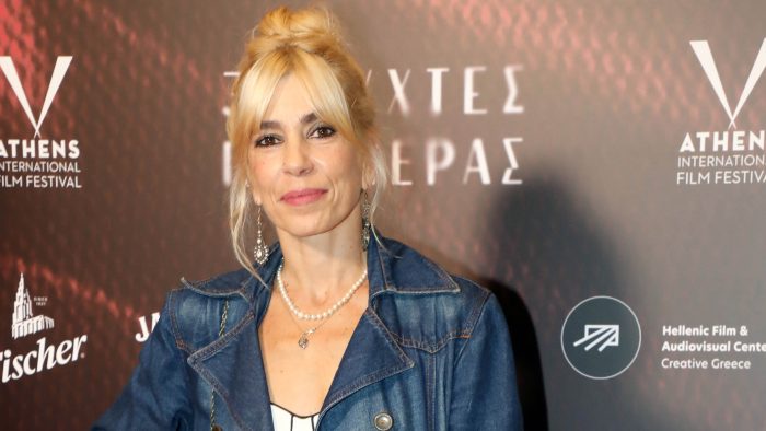 Μυρτώ Αλικάκη: «Τα παιδιά μου πρέπει να φύγουν σύντομα από το σπίτι γιατί όσο ζεις στο πατρικό σου δεν ενηλικιώνεσαι πλήρως»