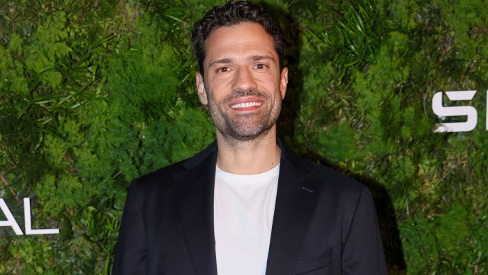 Κωνσταντίνος Αργυρός για Κίμπερλι Γκίλφοϊλ: «Γνωριζόμαστε πριν καν μπλεχτεί με την πολιτική, με κέρδισε σαν άνθρωπος»