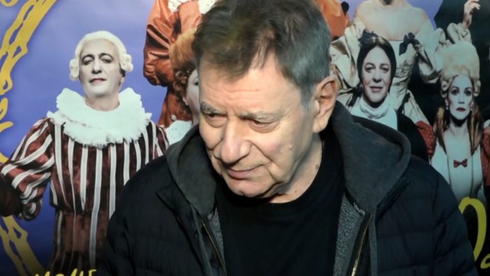 Άγγελος Διονυσίου: «Ήταν να γίνει σίριαλ η ζωή του Στράτου, αλλά τελικά πάγωσε»