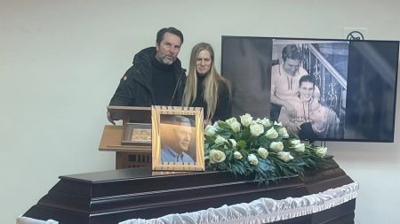 Αλμπέρτο Εσκενάζυ: Συντετριμμένη η οικογένειά του στο τελευταίο «αντίο» στη Ριτσώνα