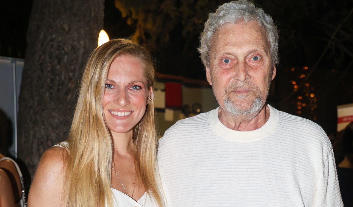 Σάρα Εσκενάζυ, Αλμπέρτο Εσκενάζυ