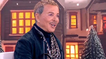 Λάκης Γαβαλάς: «Στη ΓΑΔΑ ήταν καλύτερες οι συνθήκες από το νοσοκομείο Αγ. Σάββας»