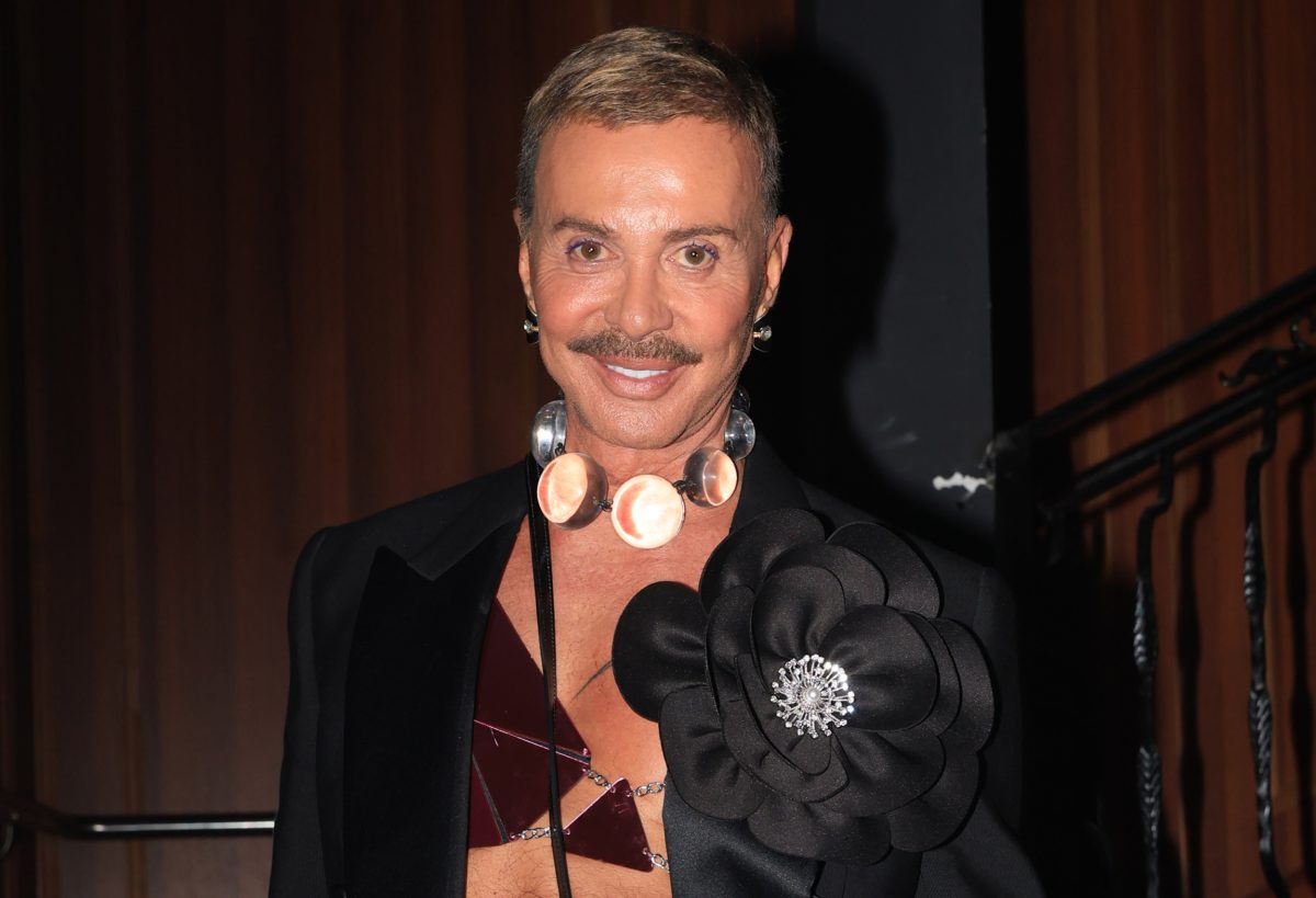 Λάκης Γαβαλάς