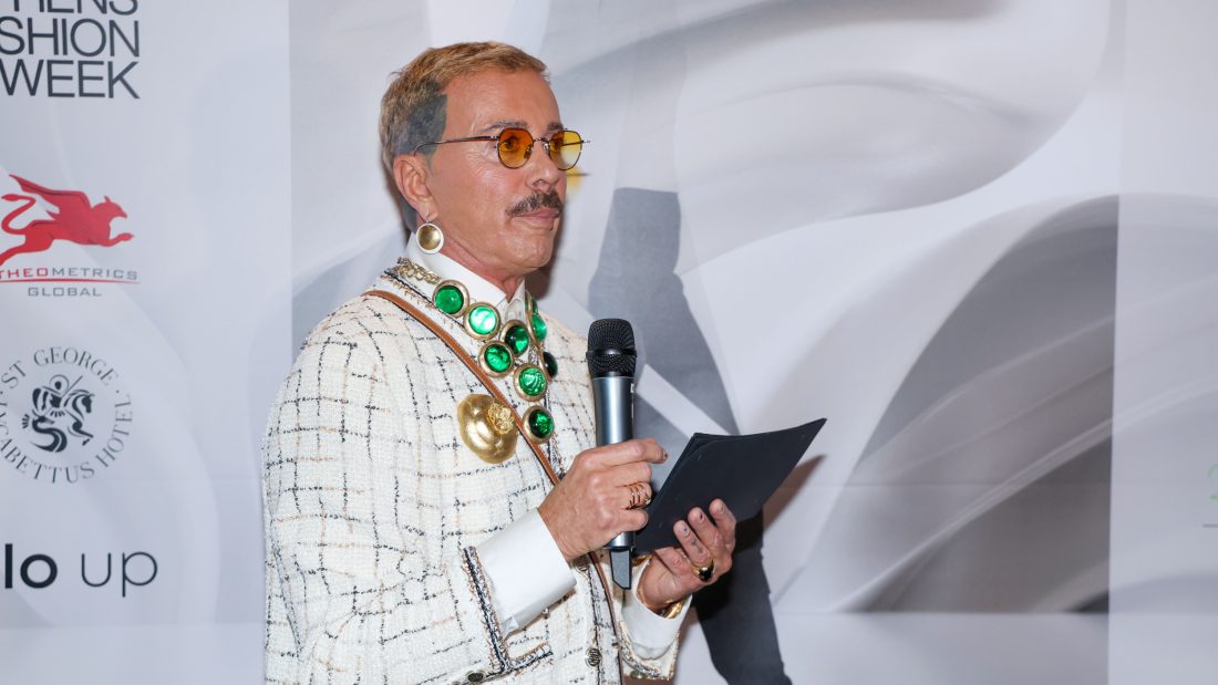 Λάκης Γαβαλάς