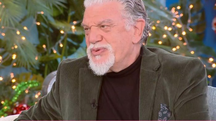 Γιάννης Βούρος: «Έχω συμβιβαστεί με την έννοια της αναχώρησης, είναι πεπερασμένος ο χρόνος, έτσι κι αλλιώς»