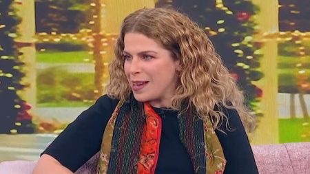 Βιολέτα Ίκαρη: «Ήρθα στην Αθήνα για να γίνω κομμώτρια, ήμουν πολύ καλή»