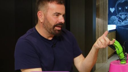 Βασίλης Καλλίδης