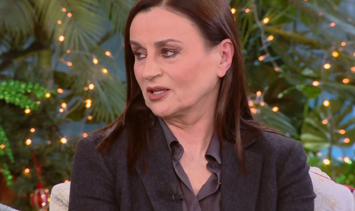 Καρυοφυλλιά Καραμπέτη