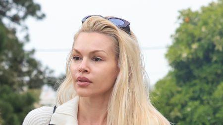 Βίκυ Κάβουρα: «Εννοείται ότι τα φετινά Χριστούγεννα είναι διαφορετικά»