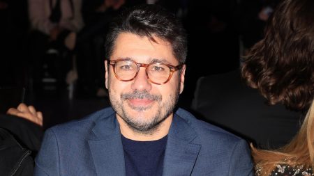 Λάμπρος Κωνσταντάρας