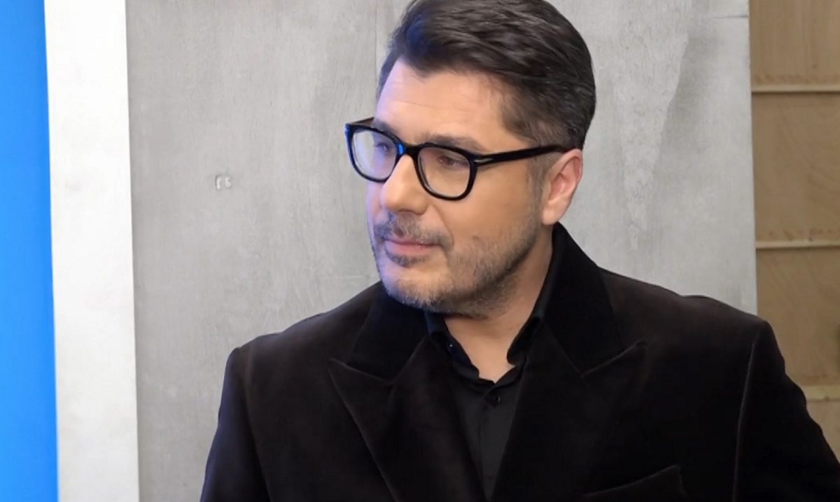 Λάμπρος Κωνσταντάρας