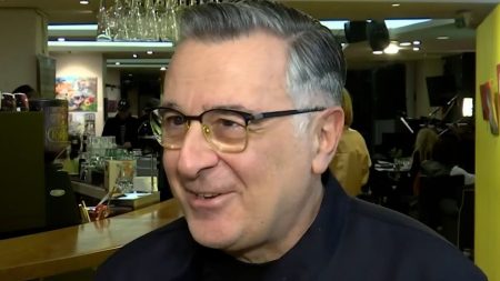 Γιώργος Κουβαράς