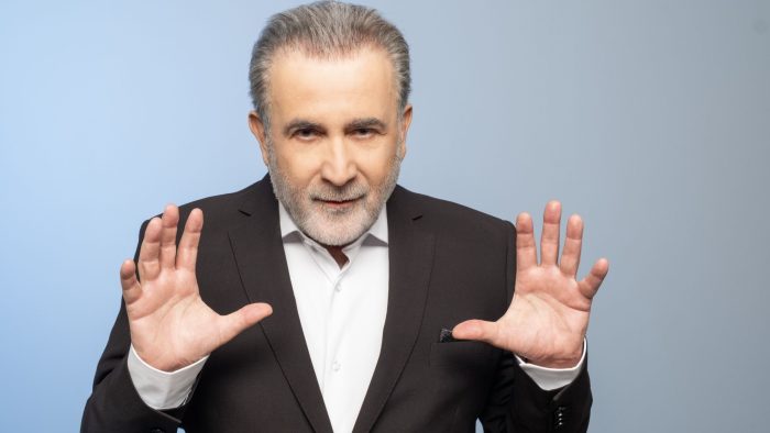 Λάκης Λαζόπουλος κατά Γιώργου Λιάγκα: «Είναι η ώρα να μάθεις και μερικά ανέκδοτα με δεξιούληδες»