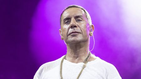 Γιώργος Μαζωνάκης