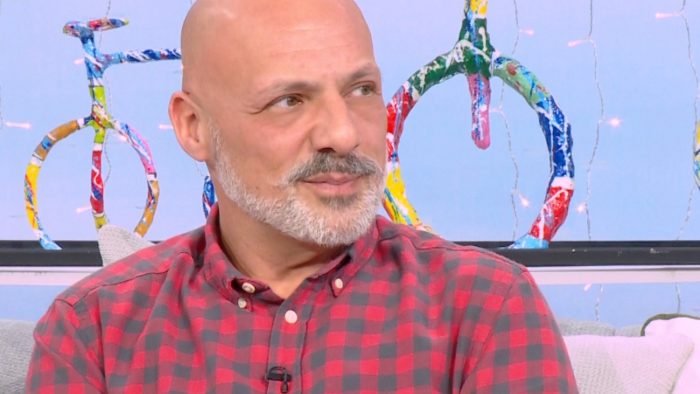 Νίκος Μουτσινάς: «Μου την έλεγαν όλοι, δεν μου άρεσε καθόλου όλο αυτό το σκ…ό που έπεφτε πάνω μου χωρίς κανένα λόγο»