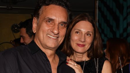 Νικος Ψαρράς – Έλενα Καρακούλη: Γιόρτασαν μαζί σε μια βραδιά γεμάτη συναίσθημα και συγκίνηση