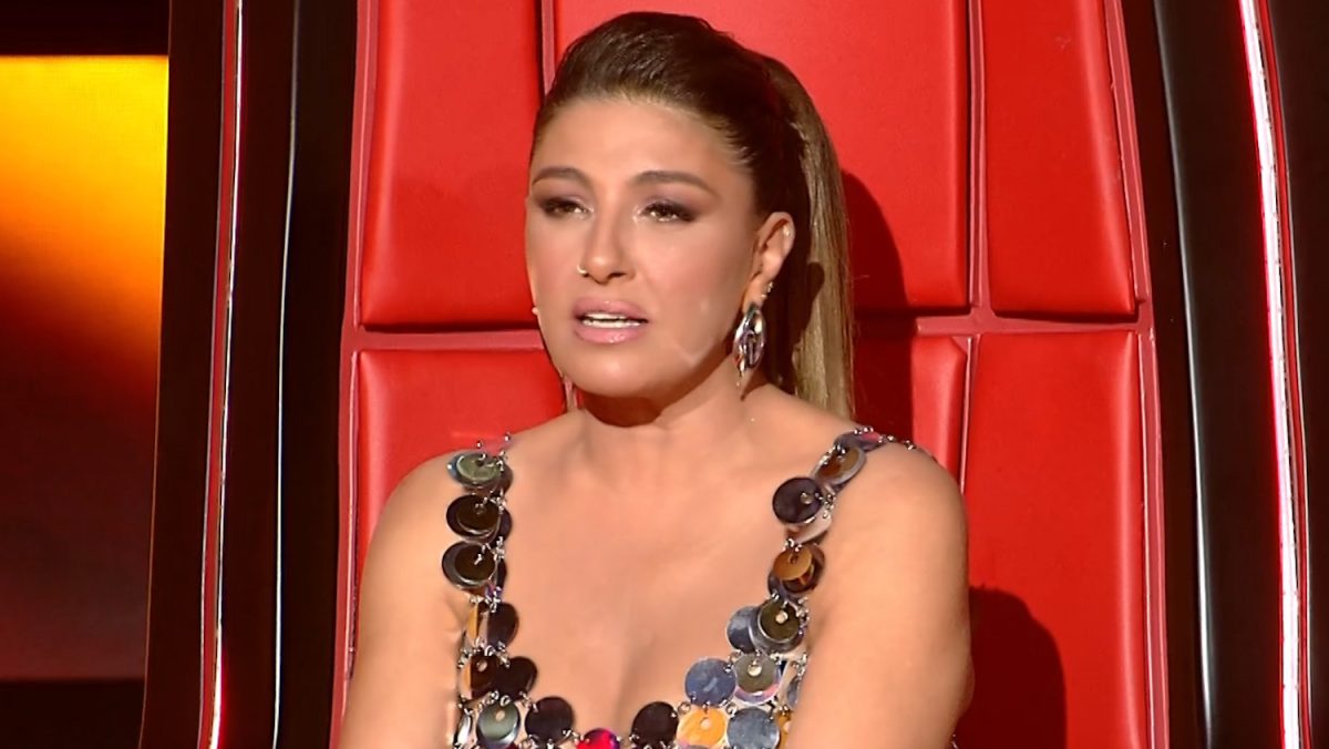 Έλενα Παπαρίζου