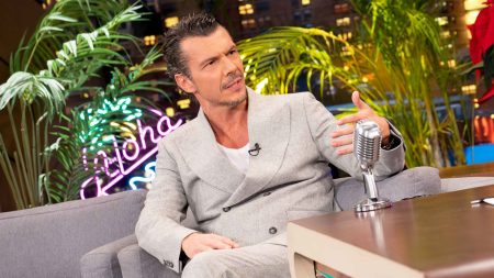 Ιωάννης Παπαζήσης: «Ο γιος μου, ο Ιάσονας, είναι ο καλύτερος φίλος που είχα ποτέ»