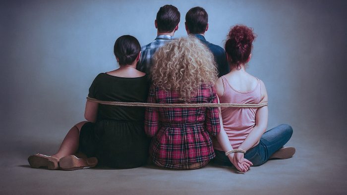 Στο παρά πέντε