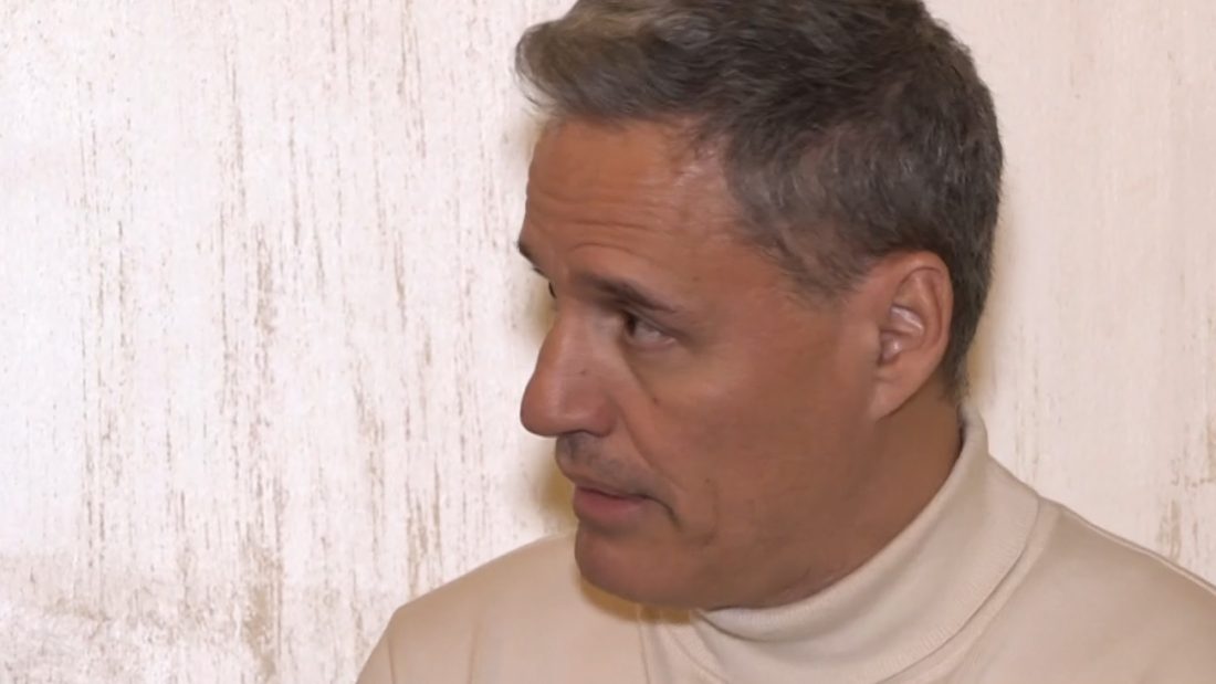 Γρηγόρης Πετράκος: «Δεν θα αλλάξω ποτέ την ταυτότητά μου, την έχω κλειδωμένη σε ένα συρτάρι»