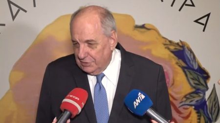 Τέρενς Κουίκ