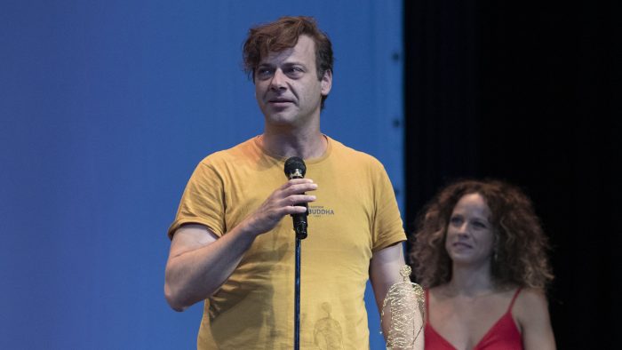 Ορέστης Τζιόβας: «Δεν ξέρω αν μου έχει στοιχίσει επαγγελματικά το γεγονός ότι εκφράζομαι πολιτικά»