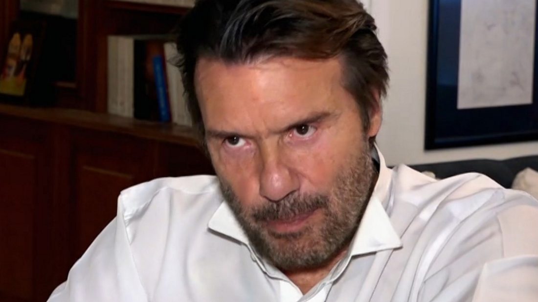 Στράτος Τζώρτζογλου