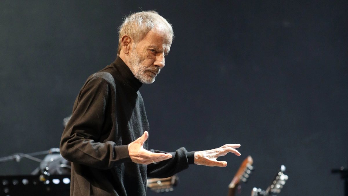 Σταύρος Ξαρχάκος