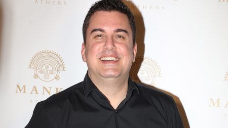 Πάνος Κατσαρίδης