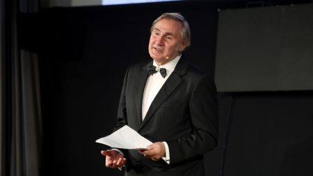 Άκης Σακελλαρίου