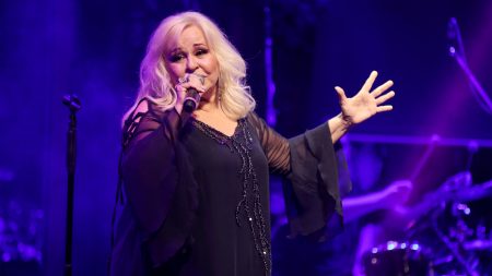 Μπέσσυ Αργυράκη