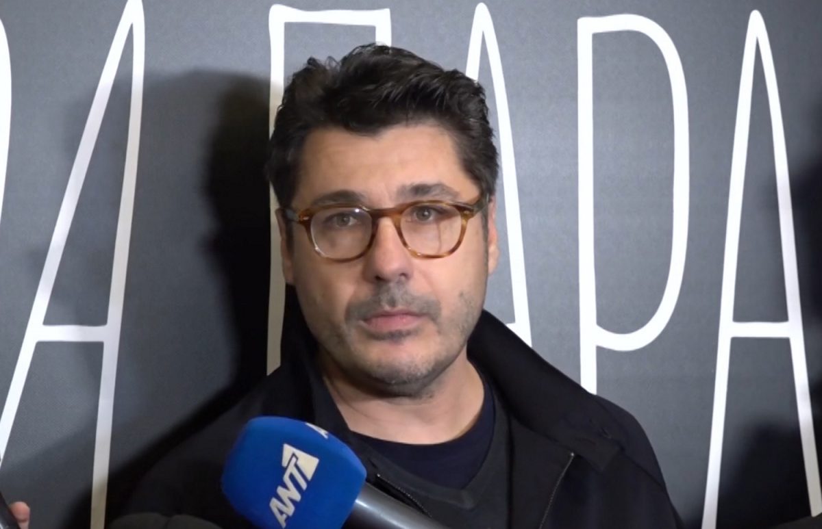 Λάμπρος Κωνσταντάρας