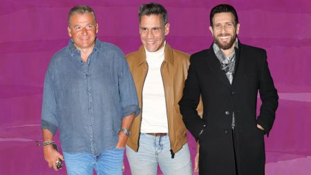 Δημήτρης Ουγγαρέζος, Κώστας Τσουρός