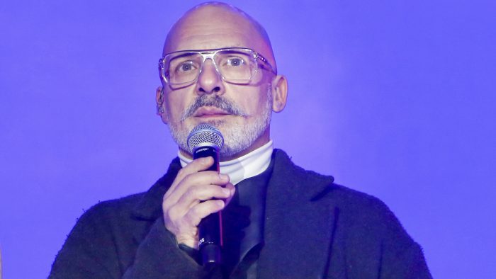 Νίκος Μουτσινάς