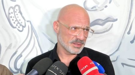 Νίκος Μουτσινάς