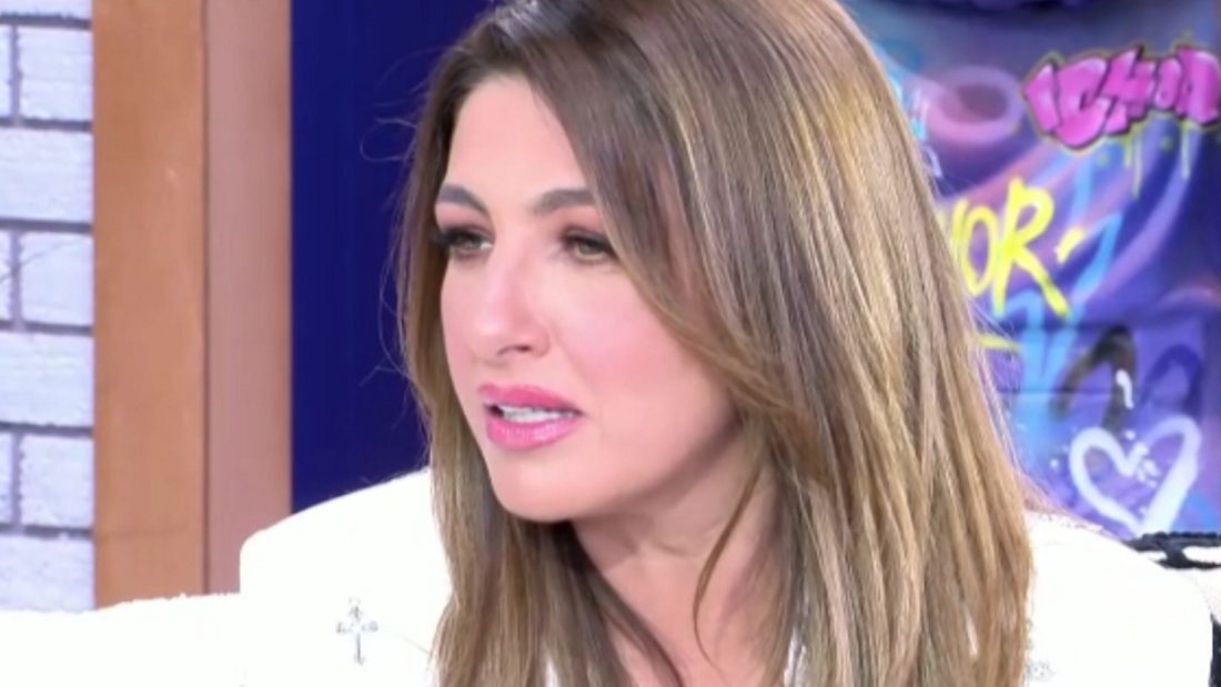 Έλενα Παπαρίζου